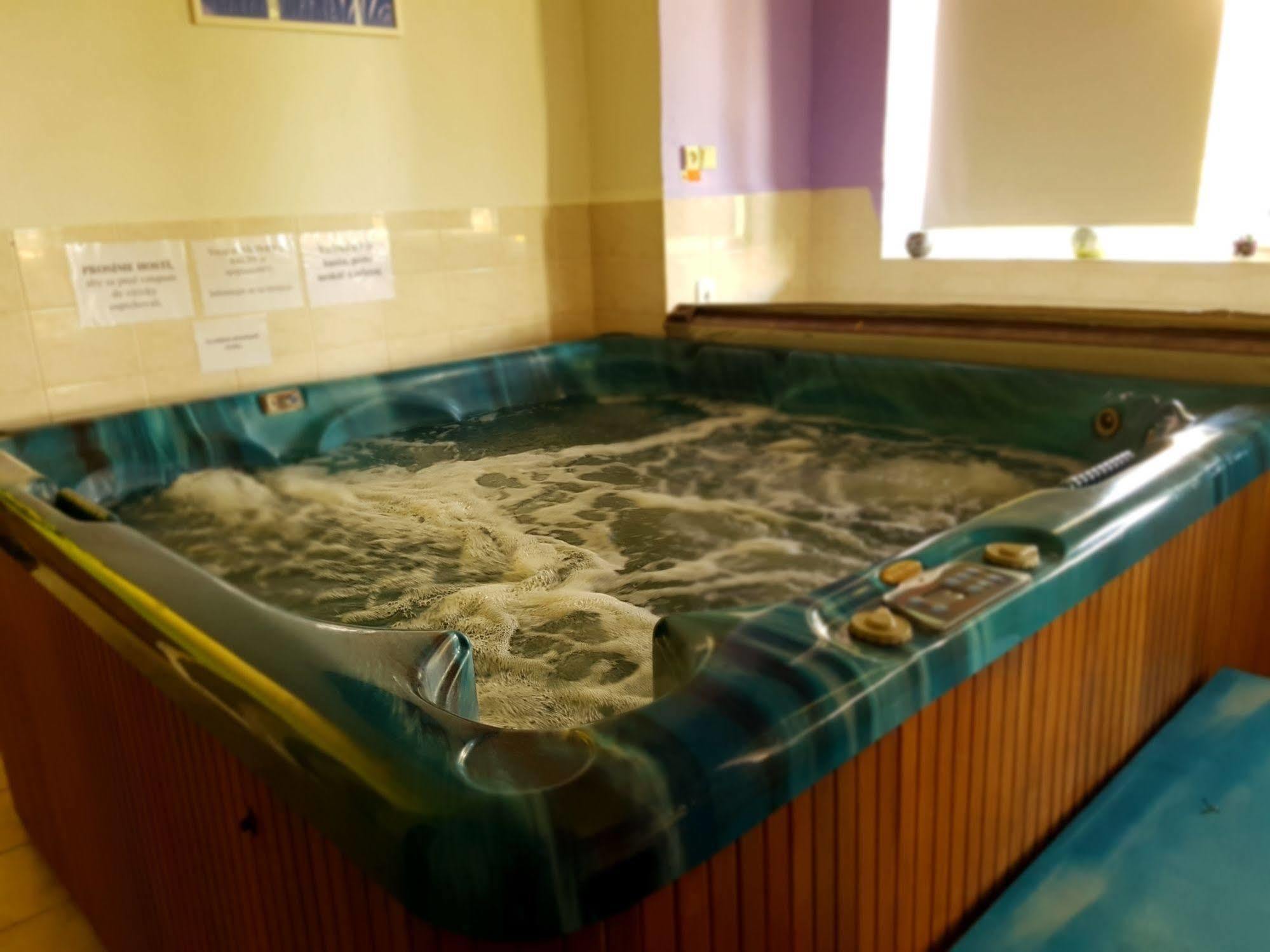 Hotel Rysy Tatranska Strba Buitenkant foto